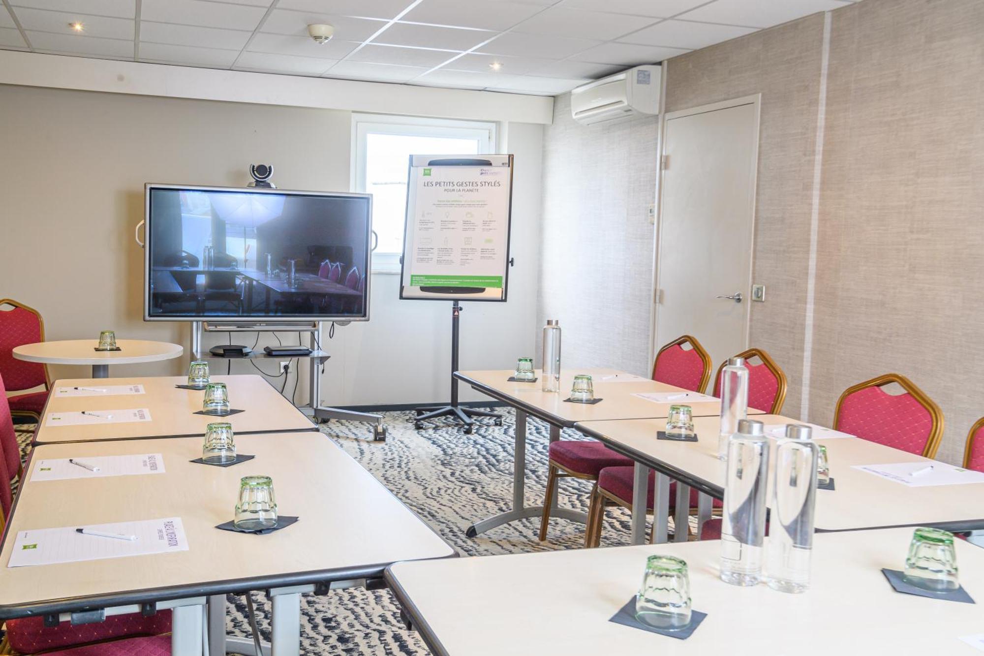 Ibis Styles Tours Centre Hotel Exterior foto