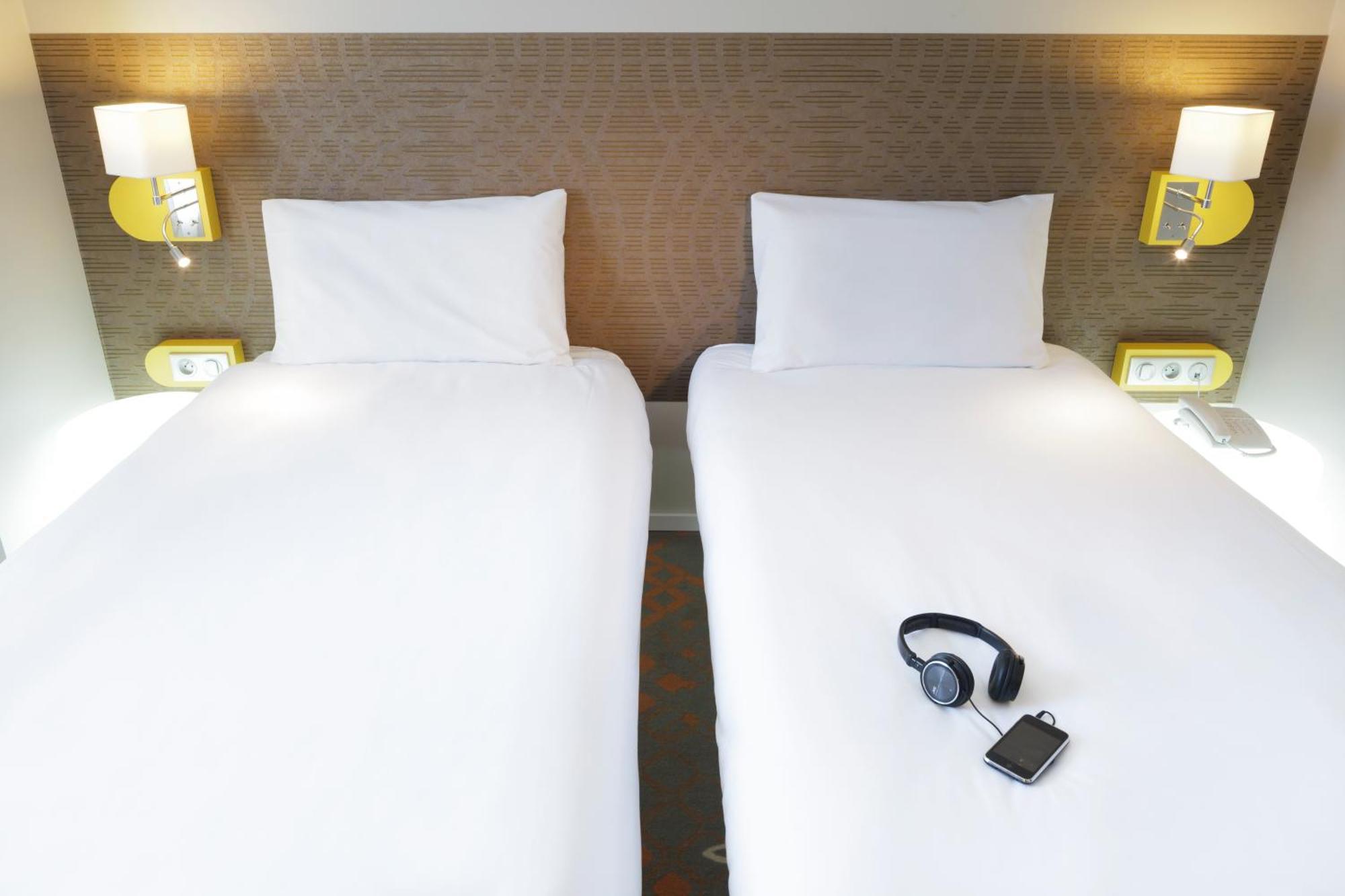 Ibis Styles Tours Centre Hotel Exterior foto