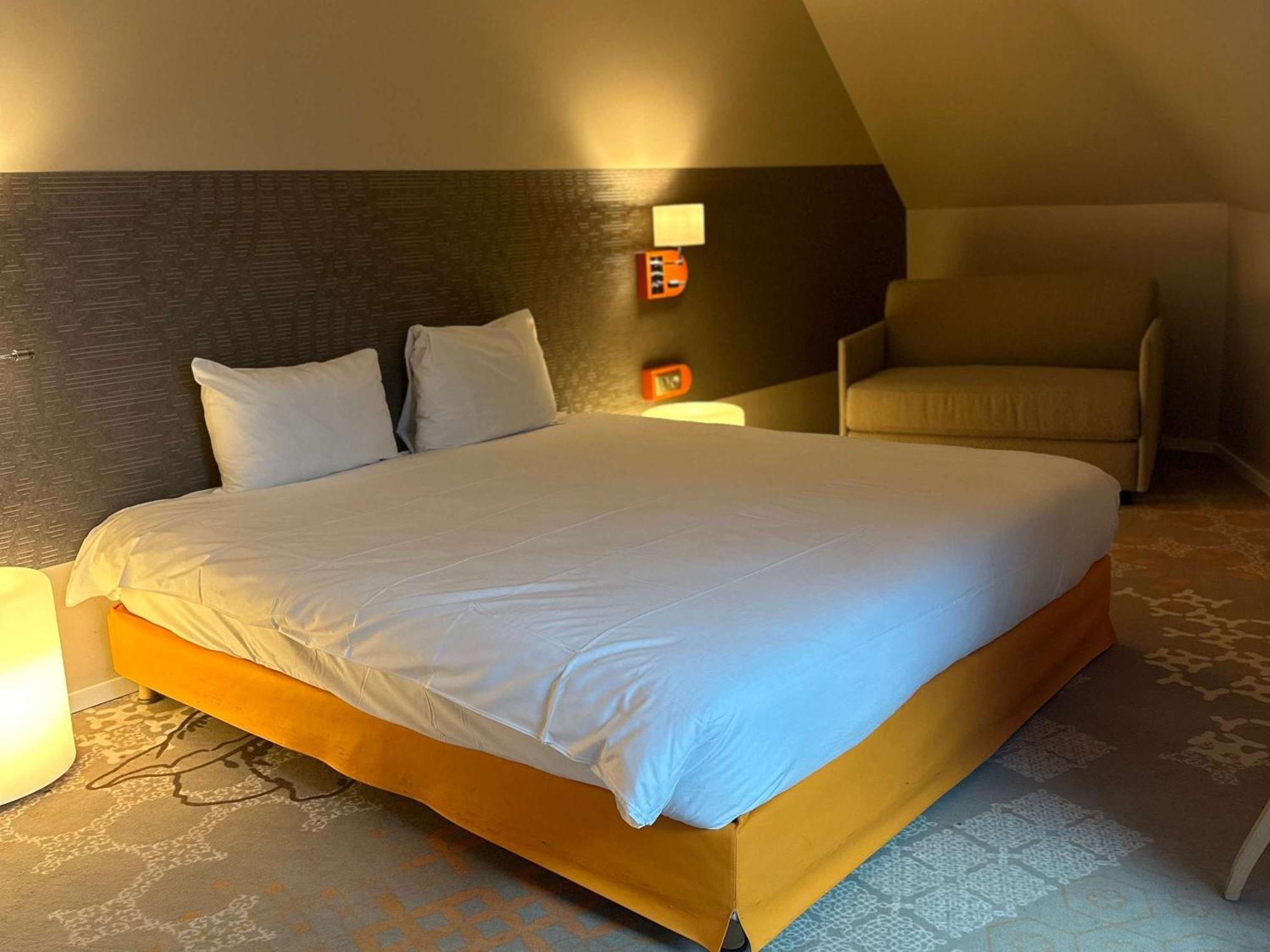 Ibis Styles Tours Centre Hotel Exterior foto
